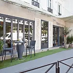 Hôtel Eiffel Segur